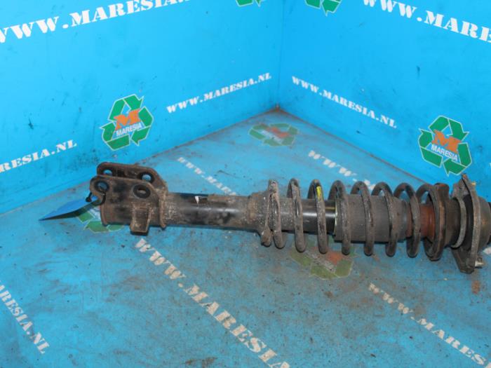 Front shock absorber rod, left from a Opel Agila (A) 1.0 12V 2003