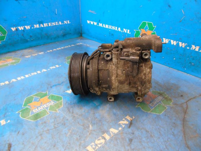 Usagé Compresseur de clim Jaguar XJR 4.0 V8 32V Supercharged Prix € 52,50 Règlement à la marge proposé par Maresia Auto Recycling B.V.