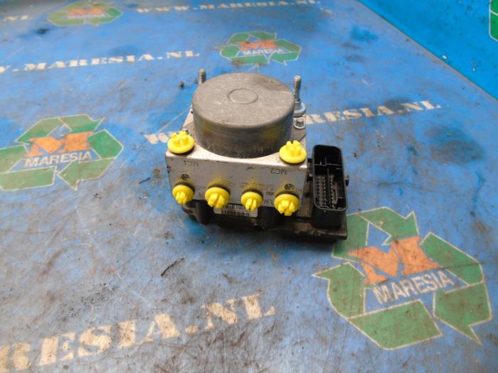 Begagnade ABS-pump Ford Ka II 1.2 Pris € 105,00 Marginaltabell erbjuds av Maresia Auto Recycling B.V.