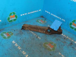 Used Front lower wishbone, right Opel Agila (A) 1.0 12V Price € 26,25 Margin scheme offered by Maresia Auto Recycling B.V.