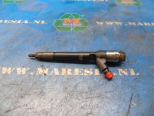 Used Injector (diesel) Opel Astra J Sports Tourer (PD8/PE8/PF8) 1.6 CDTI 16V Price € 68,25 Margin scheme offered by Maresia Auto Recycling B.V.