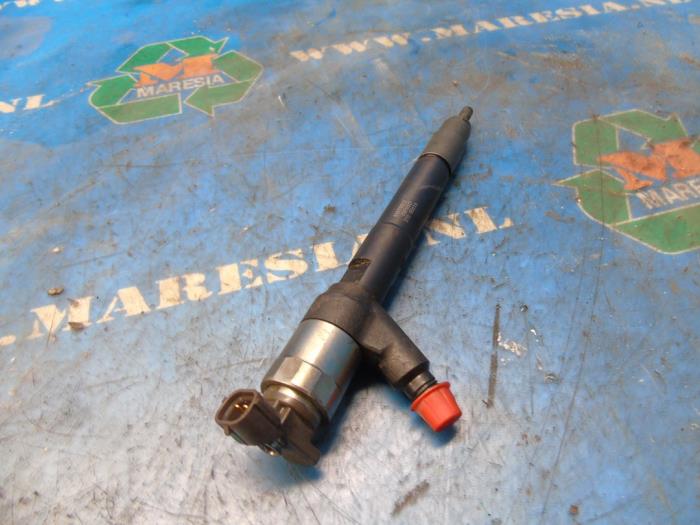 Usagé Injecteurs Opel Astra J Sports Tourer (PD8/PE8/PF8) 1.6 CDTI 16V Prix € 68,25 Règlement à la marge proposé par Maresia Auto Recycling B.V.