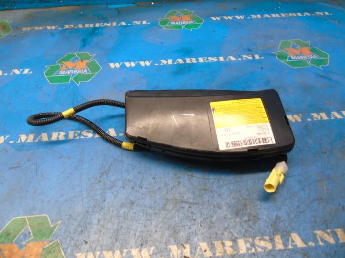 Seat airbag