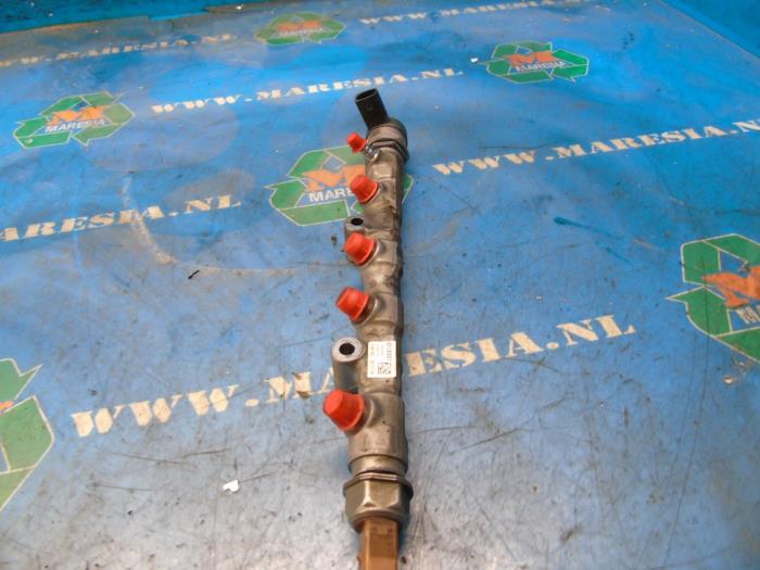 Fuel injector nozzle Seat IV 1.2 TDI 03P089 CFW116515