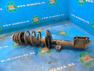Used Front shock absorber rod, right Dacia Duster (HS) 1.5 dCi Price € 42,00 Margin scheme offered by Maresia Auto Recycling B.V.