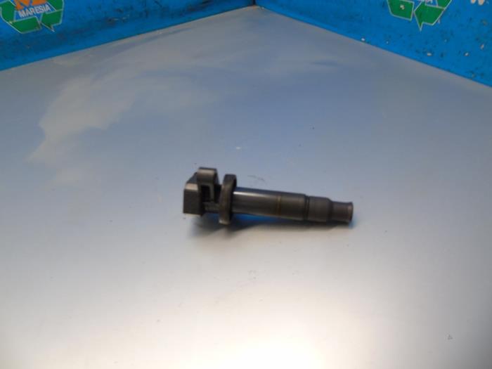 Usagé Bobine Toyota Corolla Verso (E12) 1.8 16V VVT-i Prix € 15,75 Règlement à la marge proposé par Maresia Auto Recycling B.V.