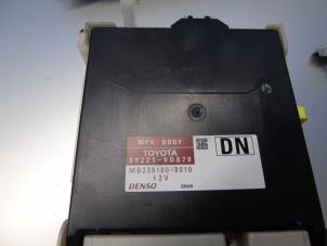Ignition lock + computer from a Toyota Yaris III (P13) 1.5 16V Dual VVT-iE 2018