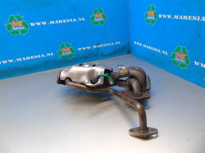 Used Catalytic converter Toyota Yaris III (P13) 1.5 16V Dual VVT-iE Price on request offered by Maresia Auto Recycling B.V.