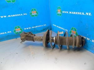 Used Front shock absorber rod, right Chevrolet Cruze 2.0 D 16V Price € 84,00 Margin scheme offered by Maresia Auto Recycling B.V.