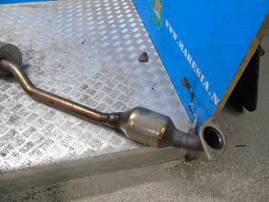 Front pipe + catalyst from a Toyota Yaris III (P13) 1.5 16V Dual VVT-iE 2018