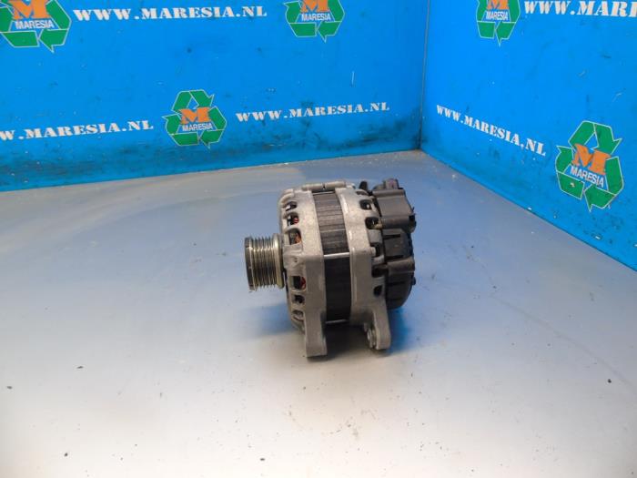 Used Dynamo Opel Crossland (X) 1.2 12V Price € 105,00 Margin scheme offered by Maresia Auto Recycling B.V.