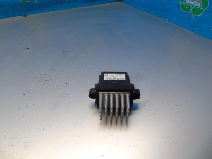 Heater resistor from a Daewoo Cruze 2.0 D 16V 2011