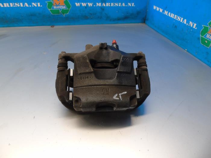 Gebrauchte Bremszange links vorne Chevrolet Cruze 2.0 D 16V Preis € 42,00 Margenregelung angeboten von Maresia Auto Recycling B.V.