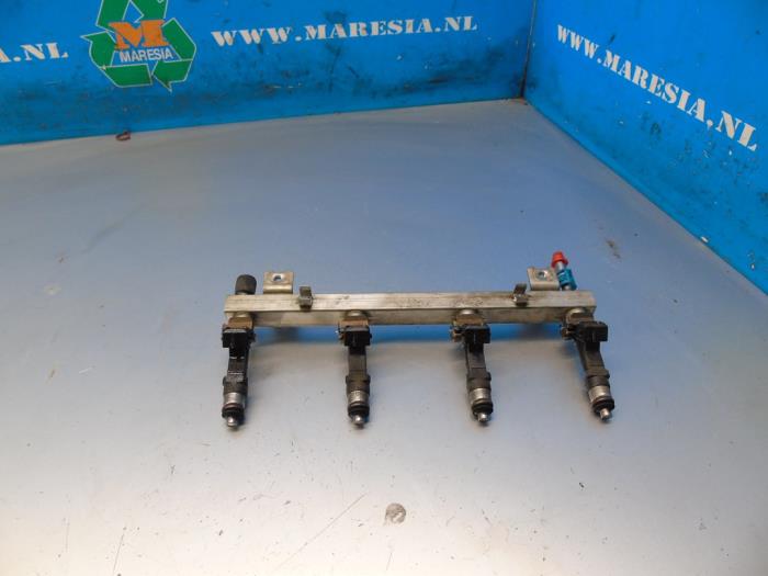 Usagé Système d'injection Opel Agila (A) 1.2 16V Twin Port Prix € 31,50 Règlement à la marge proposé par Maresia Auto Recycling B.V.