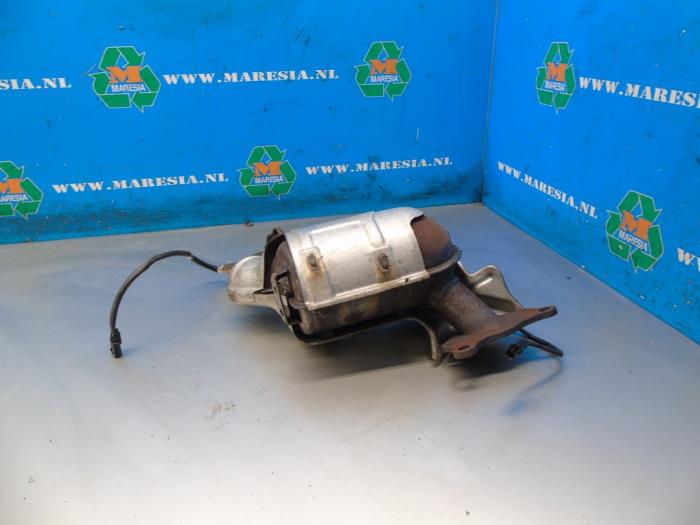 Usagé Catalyseur Renault Captur I (2R) 0.9 Energy TCE 12V Prix € 236,25 Règlement à la marge proposé par Maresia Auto Recycling B.V.