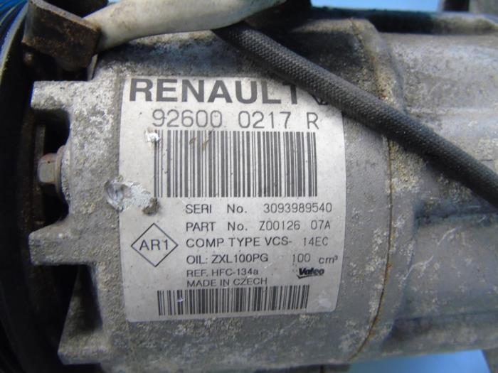 Klimapumpe van een Renault Captur (2R) 0.9 Energy TCE 12V 2013