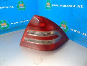 Used Taillight, right Mercedes C (W203) 2.2 C-200 CDI 16V Price € 47,25 Margin scheme offered by Maresia Auto Recycling B.V.