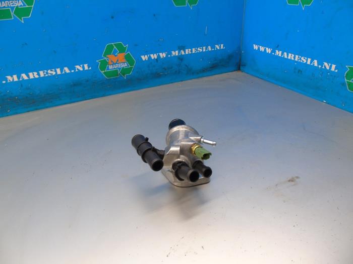 Begagnade Termostathus Alfa Romeo 147 (937) 1.9 JTDM Pris € 36,75 Marginaltabell erbjuds av Maresia Auto Recycling B.V.