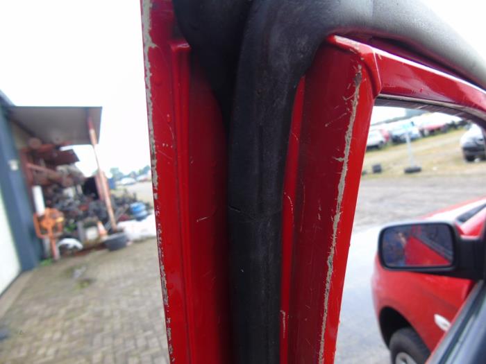 Porte avant gauche d'un Kia Picanto (BA) 1.0 12V 2007