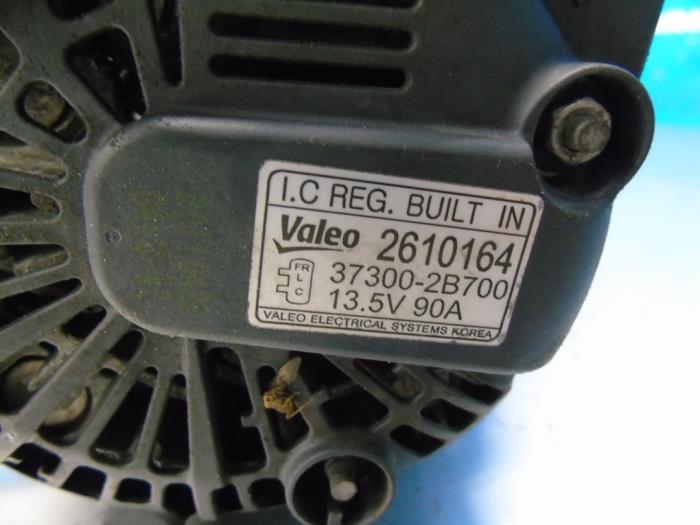 Dynamo van een Hyundai iX20 (JC) 1.6i 16V 2011