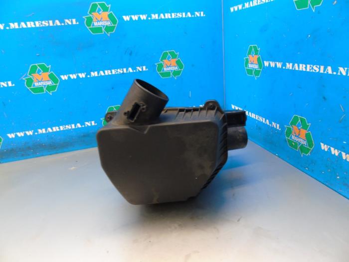Begagnade Luftfilterhus Chevrolet Captiva (C140) 2.2 D 16V 4x4 Pris € 52,50 Marginaltabell erbjuds av Maresia Auto Recycling B.V.
