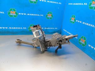 Used Steering column housing Renault Clio IV Estate/Grandtour (7R) 1.5 Energy dCi 90 FAP Price on request offered by Maresia Auto Recycling B.V.