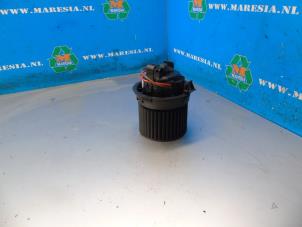 Used Heating and ventilation fan motor Renault Clio IV Estate/Grandtour (7R) 1.5 Energy dCi 90 FAP Price € 47,25 Margin scheme offered by Maresia Auto Recycling B.V.