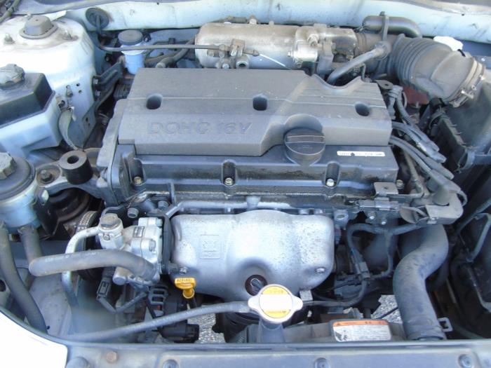 Moteur Kia Rio II 1.4 16V KZ38302100 G4EE