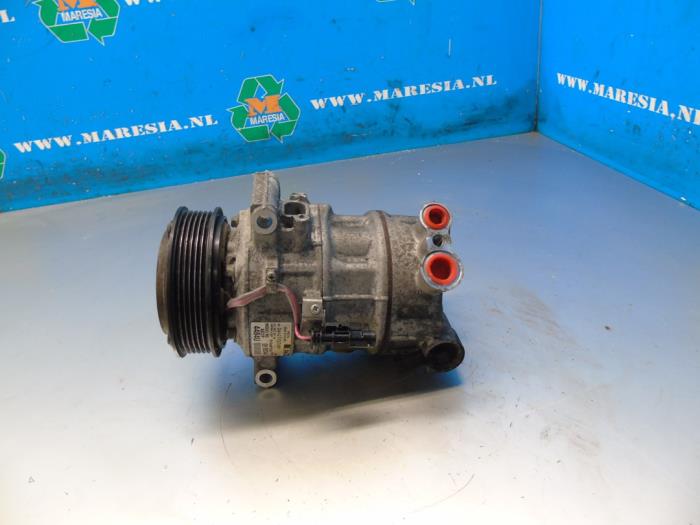 Usagé Pompe clim Opel Astra K 1.6 CDTI 136 16V Prix € 105,00 Règlement à la marge proposé par Maresia Auto Recycling B.V.