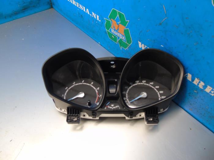 Begagnade Instrumentpanel Ford Fiesta 6 (JA8) 1.0 SCI 12V 80 Pris € 105,00 Marginaltabell erbjuds av Maresia Auto Recycling B.V.