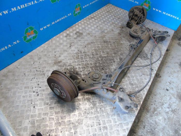Rear-wheel drive axle from a Dacia Duster (HS) 1.2 TCE 16V 2017