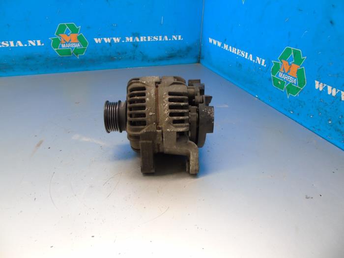 Used Dynamo Opel Meriva (A) 1.6 16V Price € 36,75 Margin scheme offered by Maresia Auto Recycling B.V.