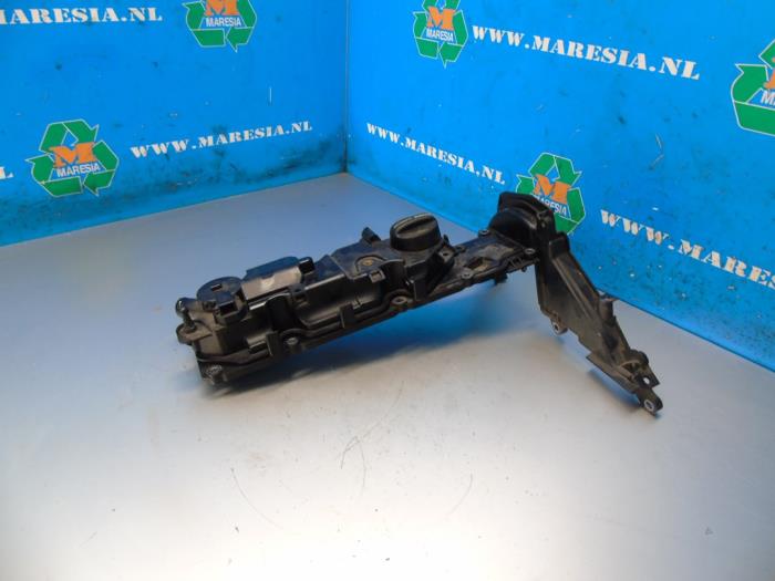 Gebrauchte Ventildeckel Ford Fiesta 6 (JA8) 1.6 TDCi 16V 95 Preis € 36,75 Margenregelung angeboten von Maresia Auto Recycling B.V.