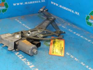 Used Window mechanism 2-door, front left Opel Astra G (F08/48) 1.6 16V Price € 52,50 Margin scheme offered by Maresia Auto Recycling B.V.
