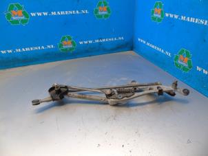 Used Wiper mechanism Lexus CT 200h 1.8 16V Price € 73,50 Margin scheme offered by Maresia Auto Recycling B.V.
