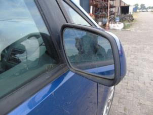Used Wing mirror, right Ford C-Max (DM2) 2.0 16V Price € 47,25 Margin scheme offered by Maresia Auto Recycling B.V.