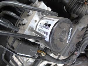 Używane Pompa ABS Ford EcoSport (JK8) 1.5 Ti-VCT 16V Cena € 315,00 Procedura marży oferowane przez Maresia Auto Recycling B.V.