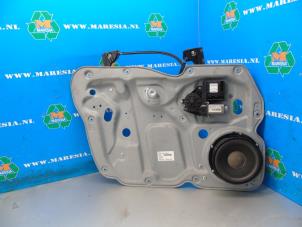 Used Window mechanism 2-door, front left Volkswagen Caddy III (2KA,2KH,2CA,2CH) 1.6 TDI 16V Price € 49,35 Margin scheme offered by Maresia Auto Recycling B.V.