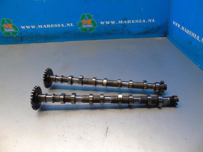 Gebrauchte Nockenwelle Set Hyundai i30 (GDHB5) 1.6 CRDi 16V VGT Preis € 168,00 Margenregelung angeboten von Maresia Auto Recycling B.V.