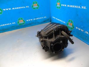 Used Intake manifold Hyundai iX20 (JC) 1.6i 16V Price € 105,00 Margin scheme offered by Maresia Auto Recycling B.V.
