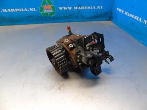 Used Mechanical fuel pump Volvo V70 (BW) 1.6 DRIVe 16V Price € 78,75 Margin scheme offered by Maresia Auto Recycling B.V.