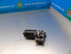 Used Front wiper motor Kia Picanto (BA) 1.0 12V Price € 42,00 Margin scheme offered by Maresia Auto Recycling B.V.