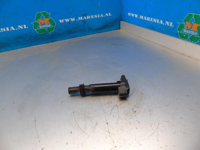 Usagé Broche bobine Peugeot 2008 (CU) 1.2 12V e-THP PureTech 130 Prix € 15,75 Règlement à la marge proposé par Maresia Auto Recycling B.V.