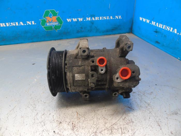 Usagé Compresseur de clim Toyota RAV4 (A3) 2.2 D-4D-F 16V 4x4 Prix € 99,75 Règlement à la marge proposé par Maresia Auto Recycling B.V.
