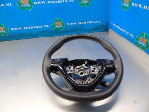 Used Steering wheel Toyota Aygo (B40) 1.0 12V VVT-i Price € 52,50 Margin scheme offered by Maresia Auto Recycling B.V.