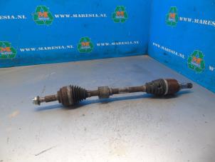 Used Front drive shaft, left Renault Clio IV (5R) 1.5 Energy dCi 110 FAP Price € 105,00 Margin scheme offered by Maresia Auto Recycling B.V.