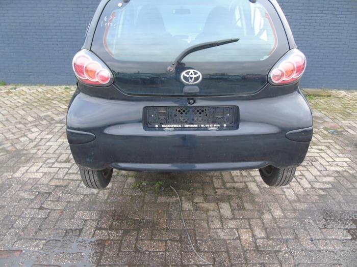 Rear bumper from a Toyota Aygo (B10) 1.0 12V VVT-i 2010