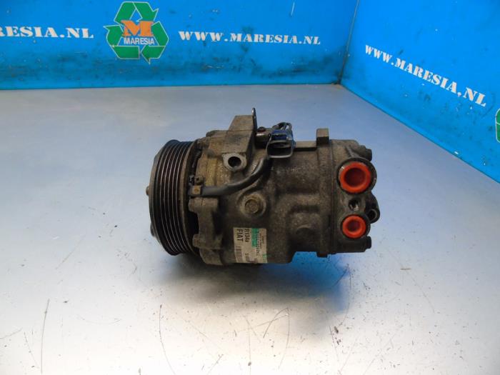 Air conditioning pump from a Fiat Qubo 1.3 D 16V Multijet 2010
