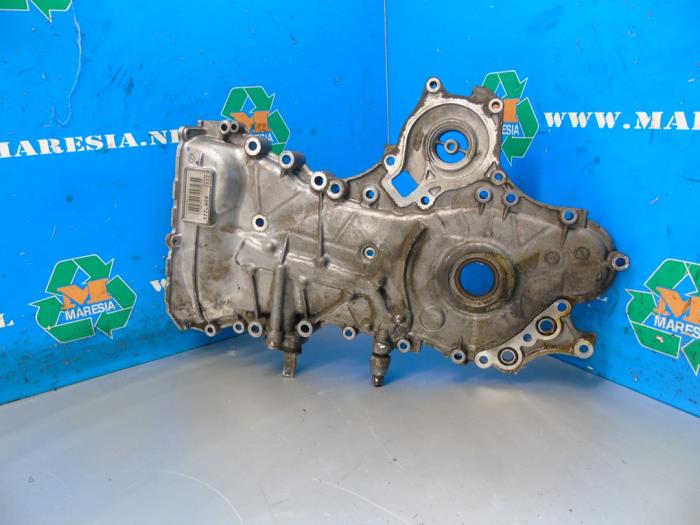 Timing cover from a Lexus CT 200h 1.8 16V 2011