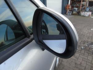 Used Wing mirror, right Peugeot 207 SW (WE/WU) 1.6 16V Price € 52,50 Margin scheme offered by Maresia Auto Recycling B.V.
